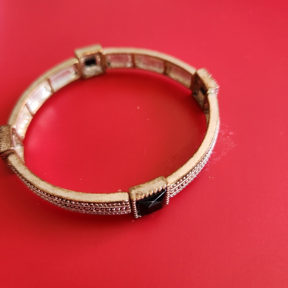 Designer Vintage Textured Silver Stretch Bracelet w/ Black Square Beads